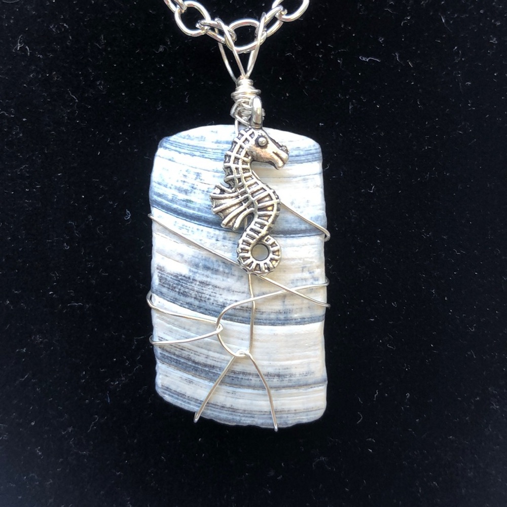 Wire wrapped seahorse and shell necklace